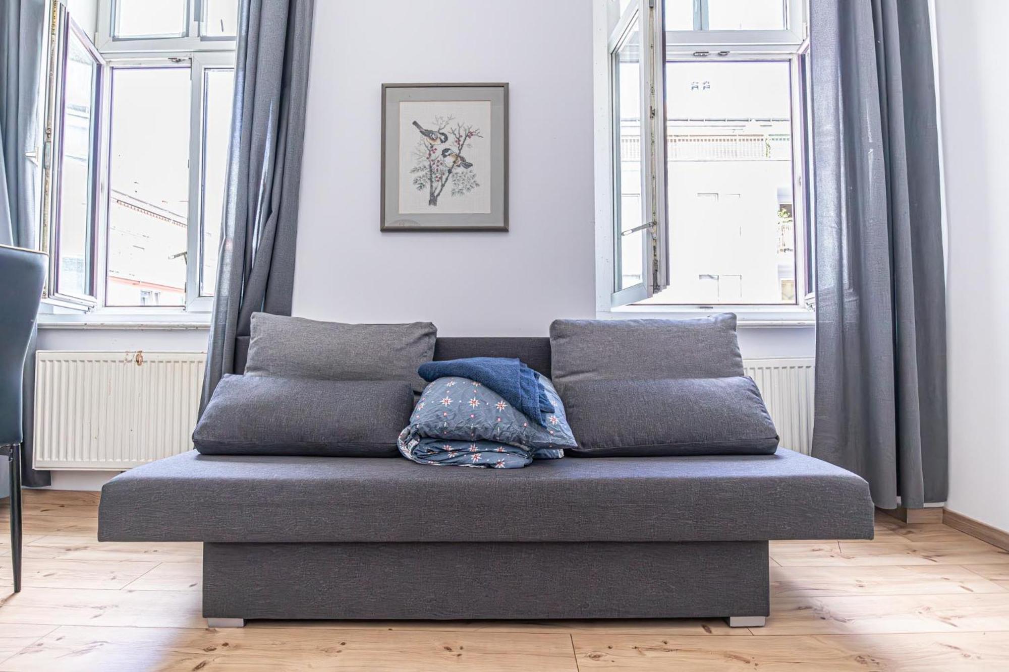 6 Min To Amusement Park - Economy Rooms In Shared Apartment Viena Exterior foto