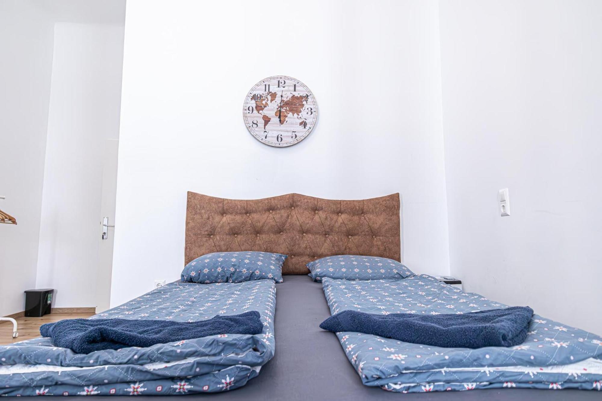 6 Min To Amusement Park - Economy Rooms In Shared Apartment Viena Exterior foto
