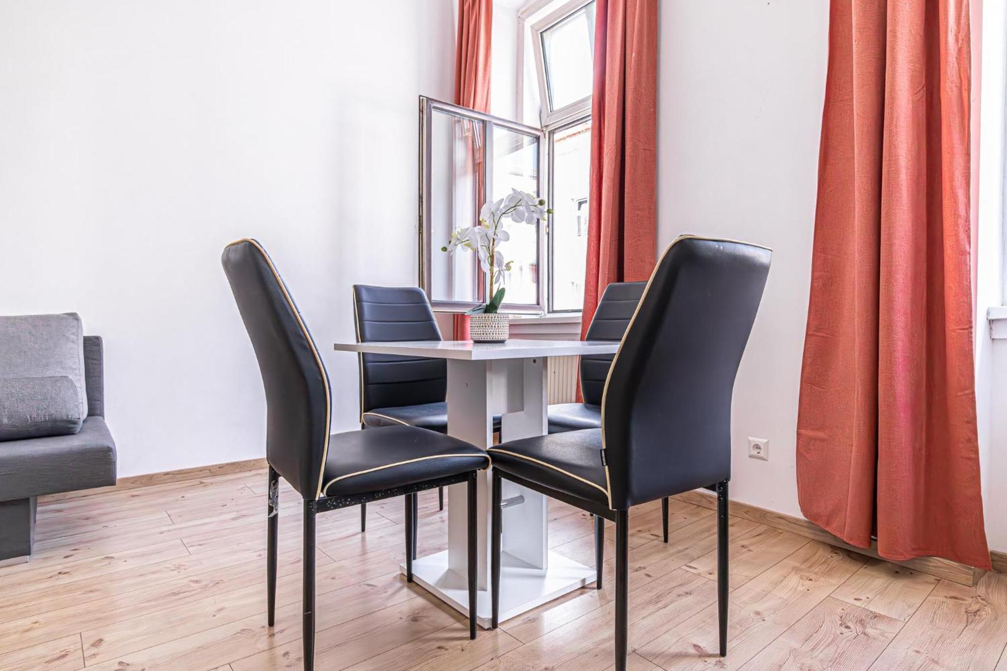 6 Min To Amusement Park - Economy Rooms In Shared Apartment Viena Exterior foto