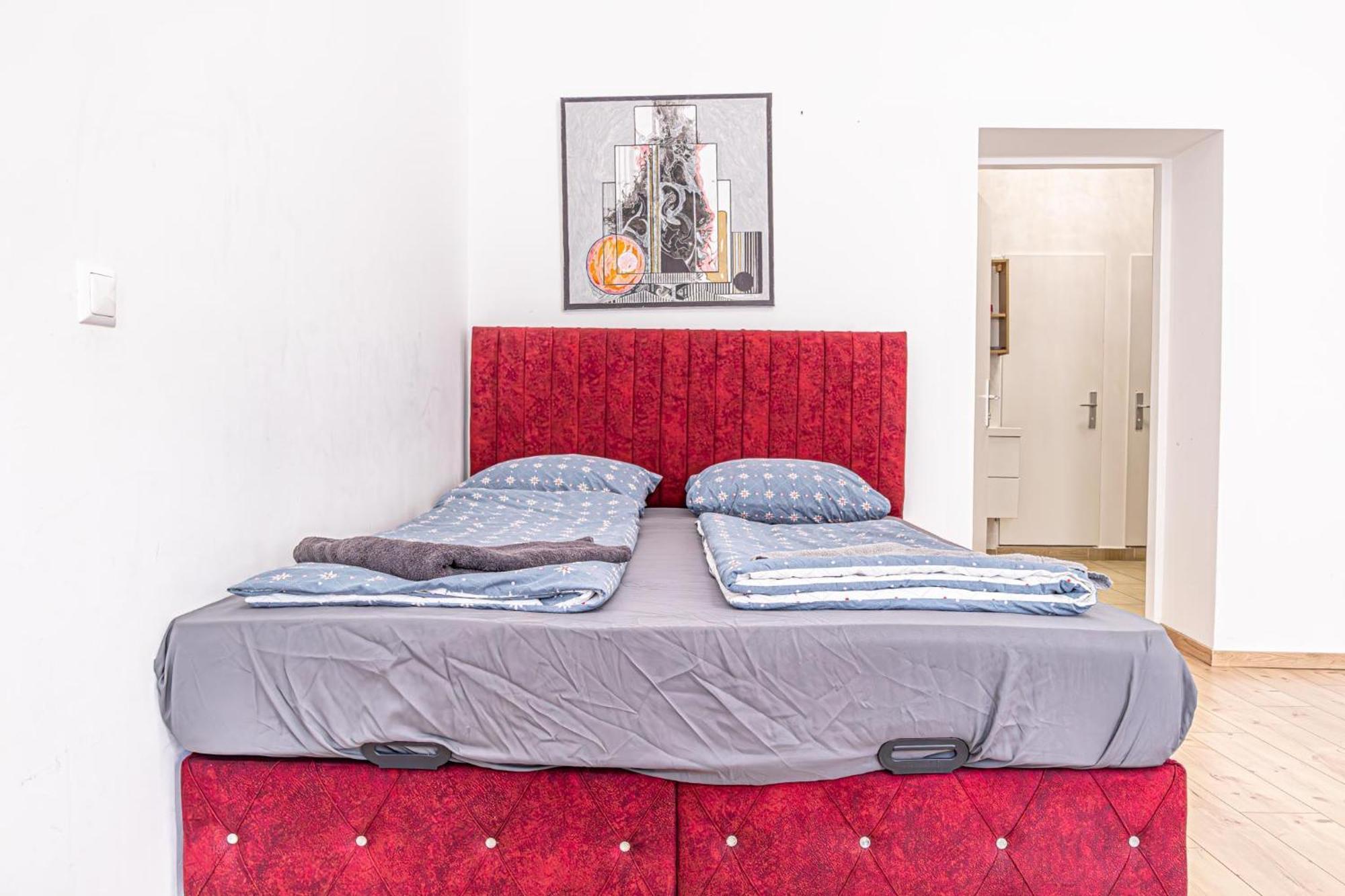 6 Min To Amusement Park - Economy Rooms In Shared Apartment Viena Exterior foto