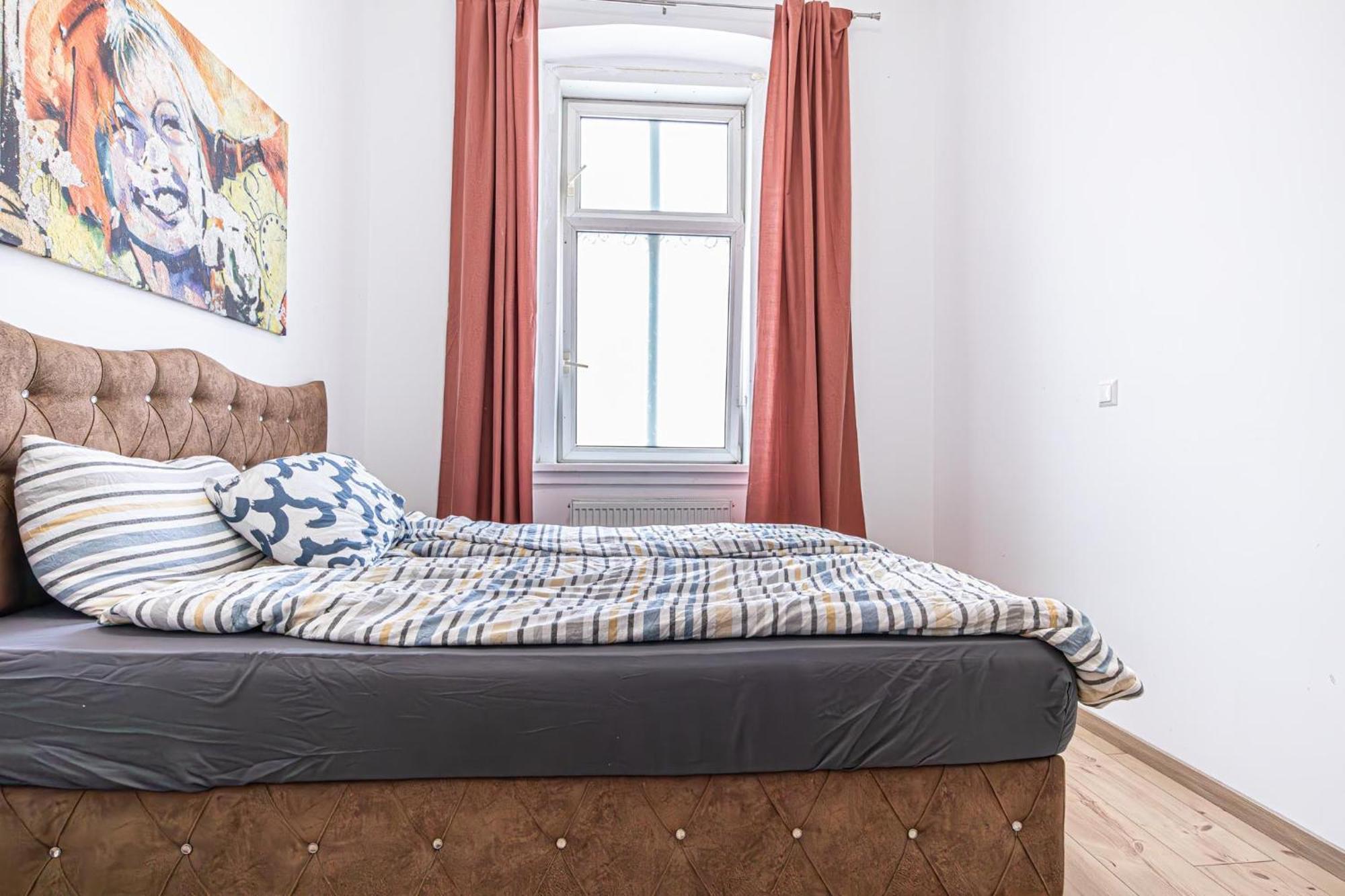 6 Min To Amusement Park - Economy Rooms In Shared Apartment Viena Exterior foto