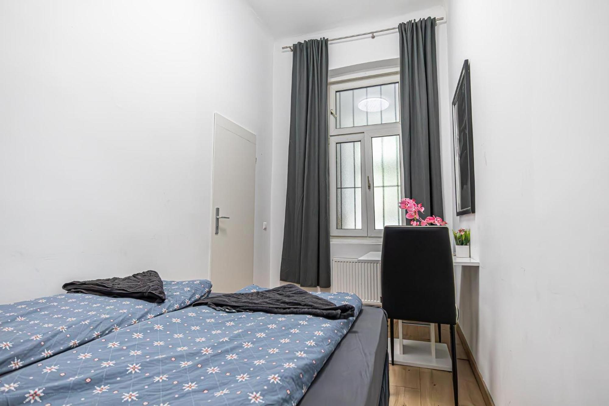 6 Min To Amusement Park - Economy Rooms In Shared Apartment Viena Exterior foto