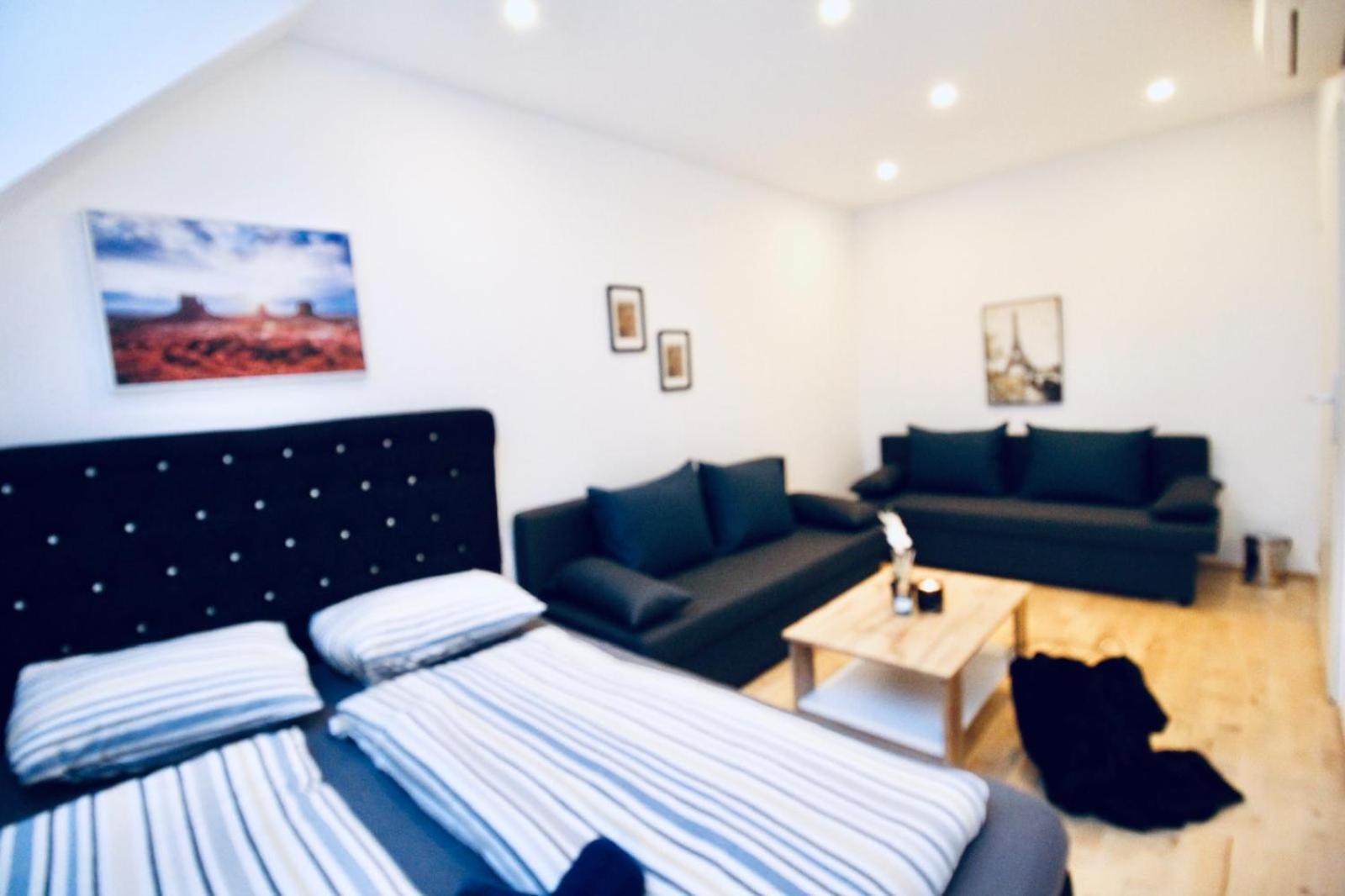 6 Min To Amusement Park - Economy Rooms In Shared Apartment Viena Exterior foto