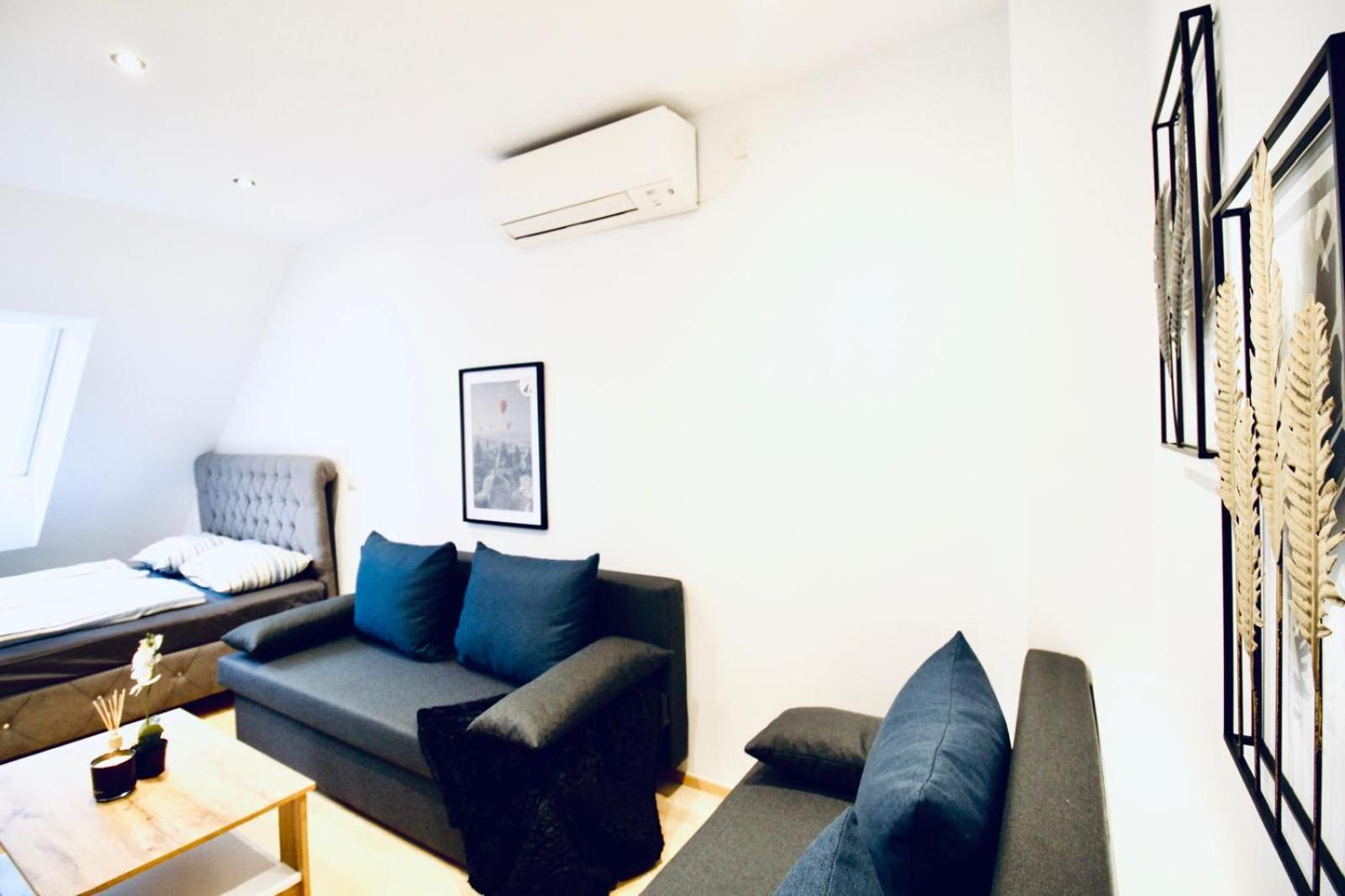 6 Min To Amusement Park - Economy Rooms In Shared Apartment Viena Exterior foto