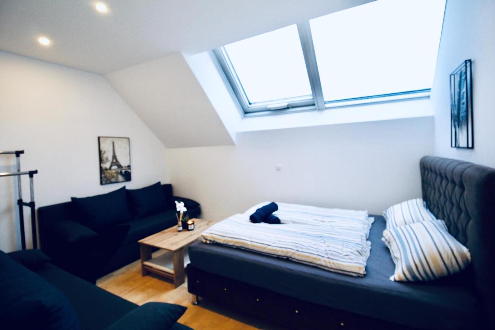 6 Min To Amusement Park - Economy Rooms In Shared Apartment Viena Exterior foto