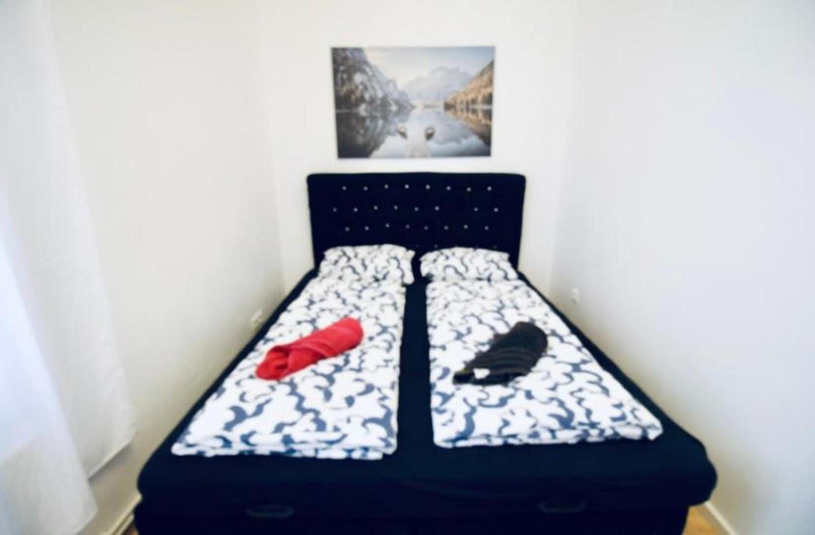 6 Min To Amusement Park - Economy Rooms In Shared Apartment Viena Exterior foto